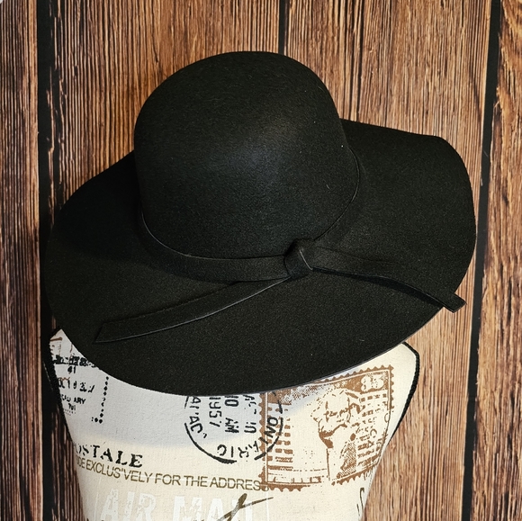 Wide Brimmed Foldable Retro Hat - Picture 3 of 7
